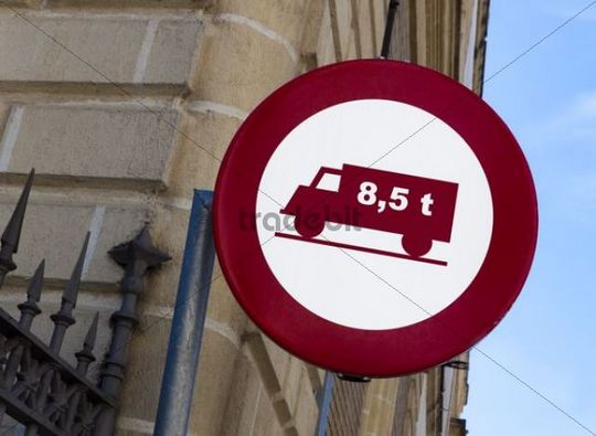 Verkehrszeichen in Spanien, Europa Runterladen Abstrakt