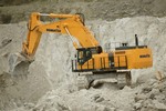 KOMATSU PC1250-7, PC1250SP-7, PC1250LC-7 HYDRAULIC EXCAVATOR OPERATION & MAINTENANCE MANUAL