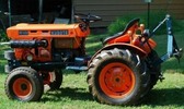 Thumbnail Kubota B6100HST-E Tractor Illustrated Master Parts Manual INSTANT DOWNLOAD 